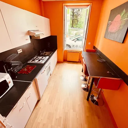 F3 Anemone Apartman *
